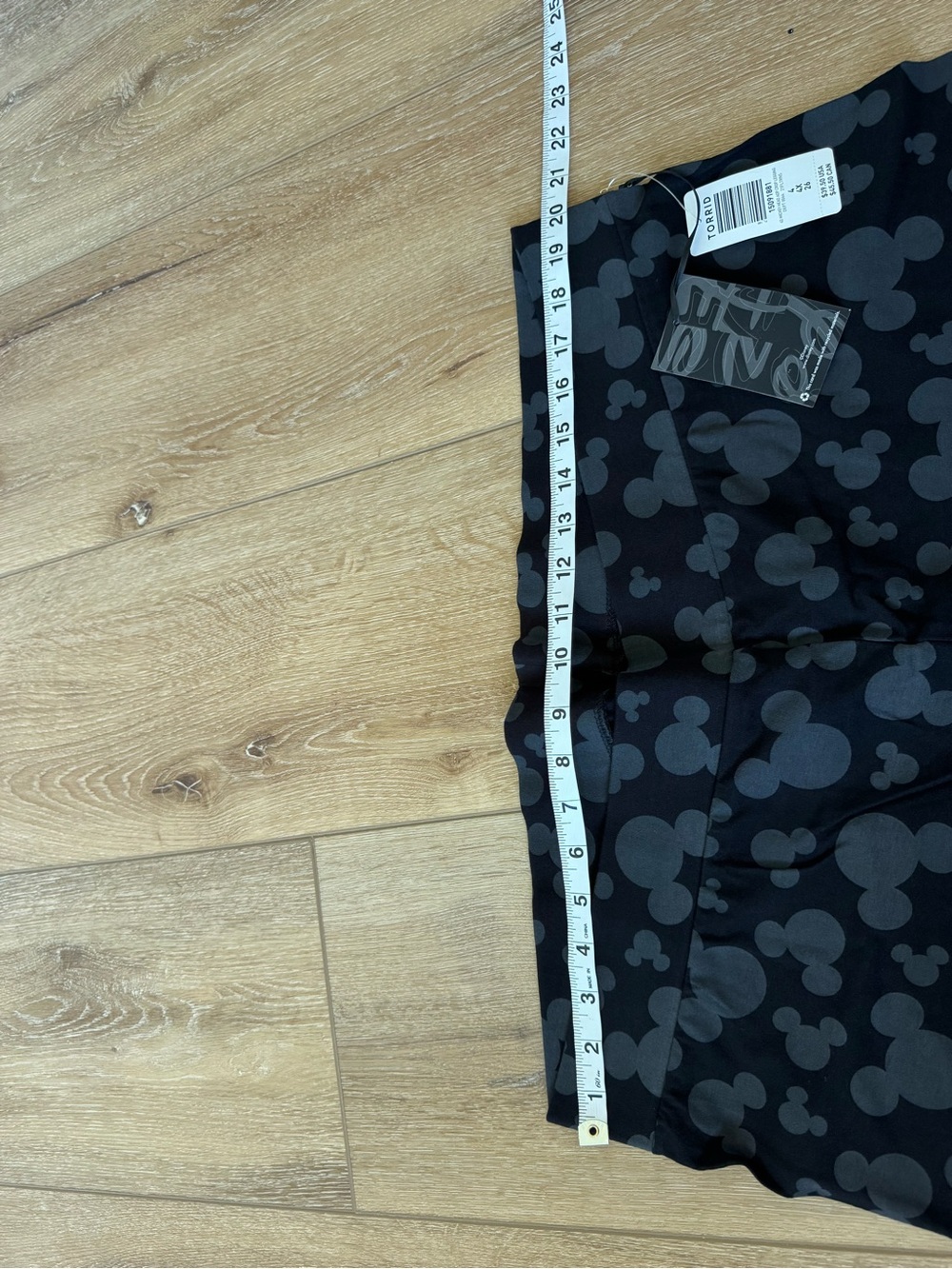 TORRID DISNEY MICKEY HEAD CROP LEGGINGS SIZE 4X new with tags - Picture 5 of 7